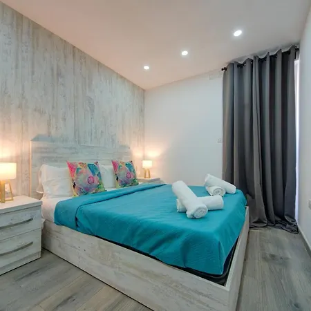 Apartman Few Minutes From Valletta Modern 2-bd Roof Top Marsa