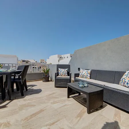 아파트 Few Minutes From Valletta Modern 2-bd Roof Top *